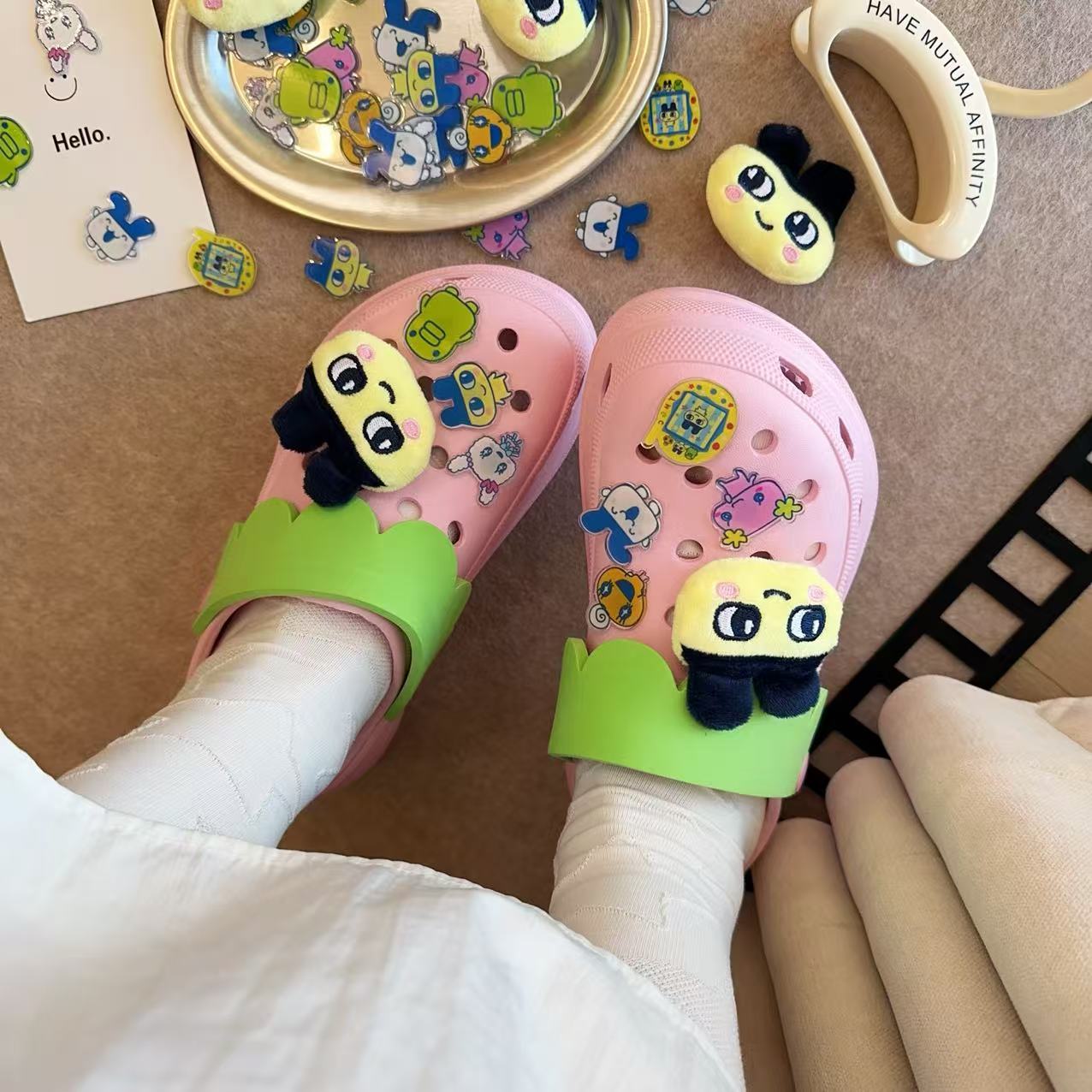 Japanese Tamagotchi Plush Hole Shoe Buckles Acrylic Shoe Flowers,Shoe charm (9 pieces, shoes not included)