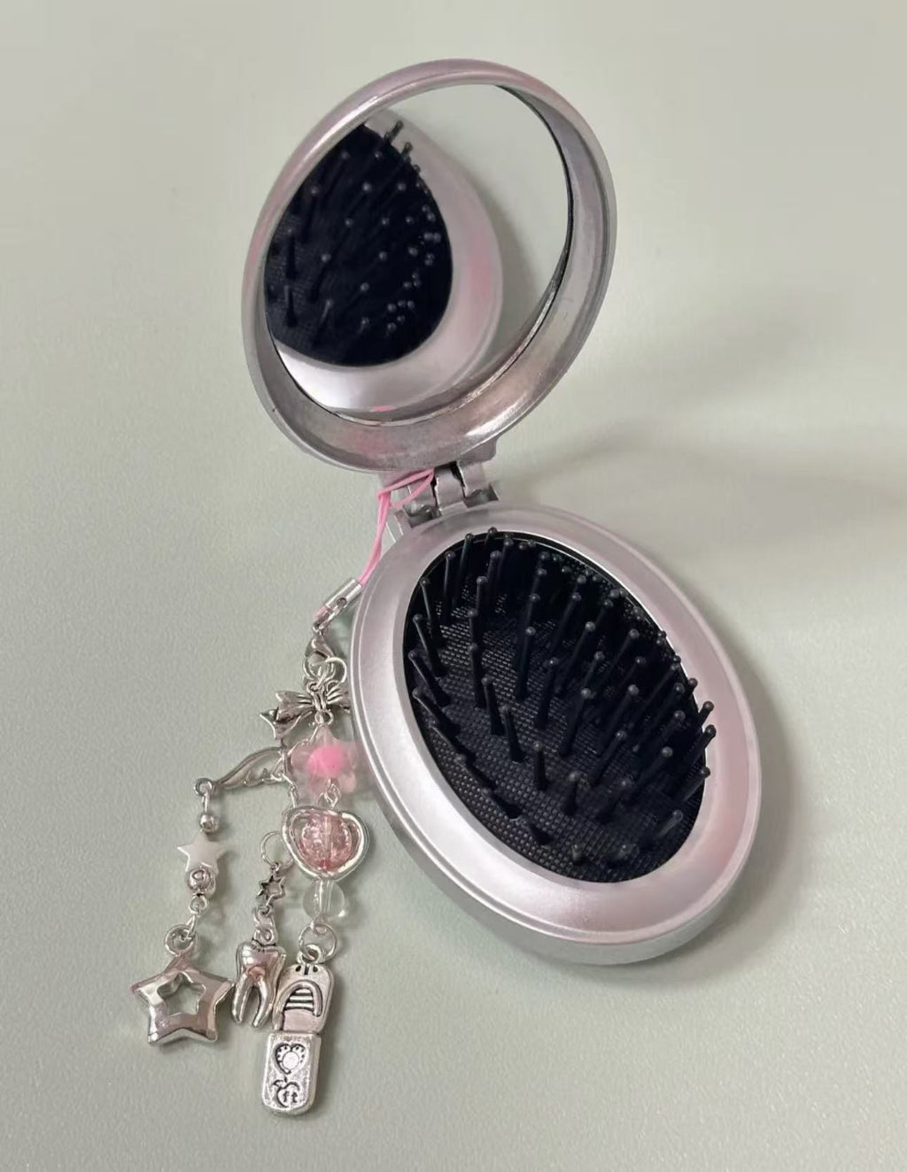 Y2K Hot Girl Millennial Style Retro Simulation Flip Phone Diamond Kitty Bow Folding Air Cushion Comb