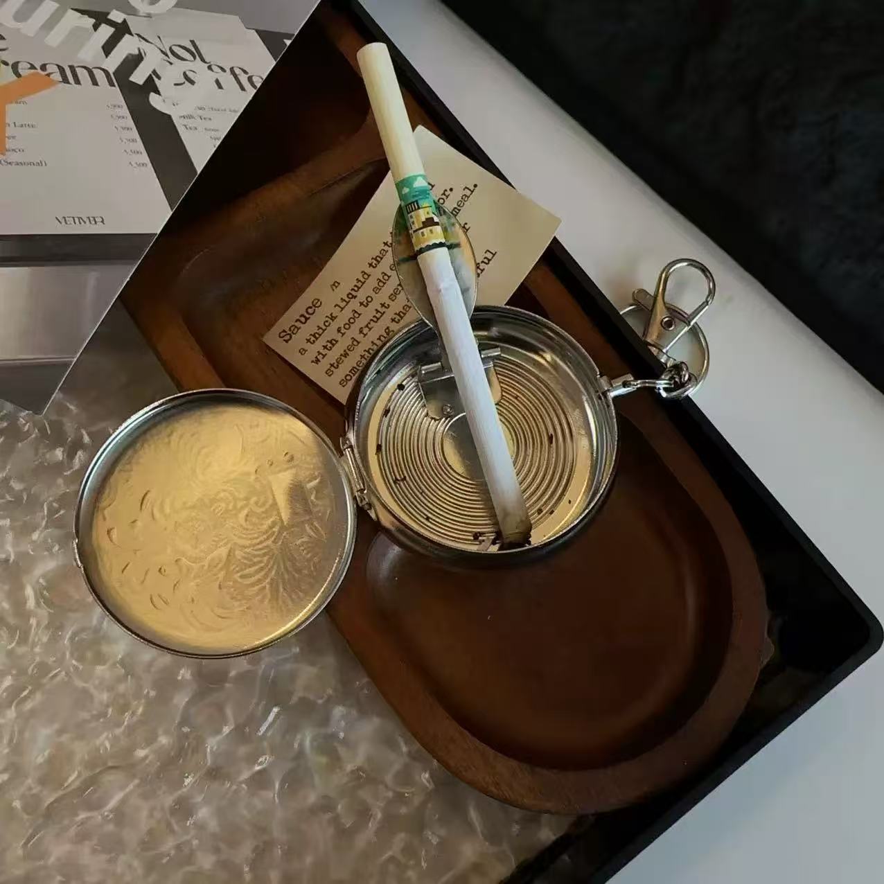 Retro Gothic Silver Alloy Cross Portable Ashtray Pendant Storage Box