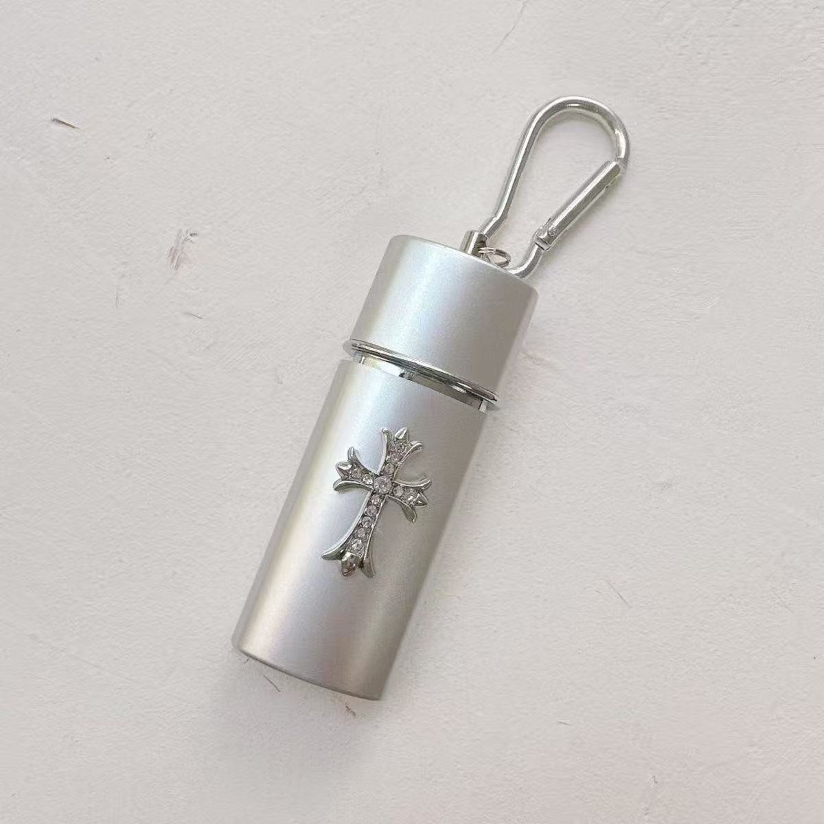 Original Homemade Metal Creative Cross Portable Ashtray