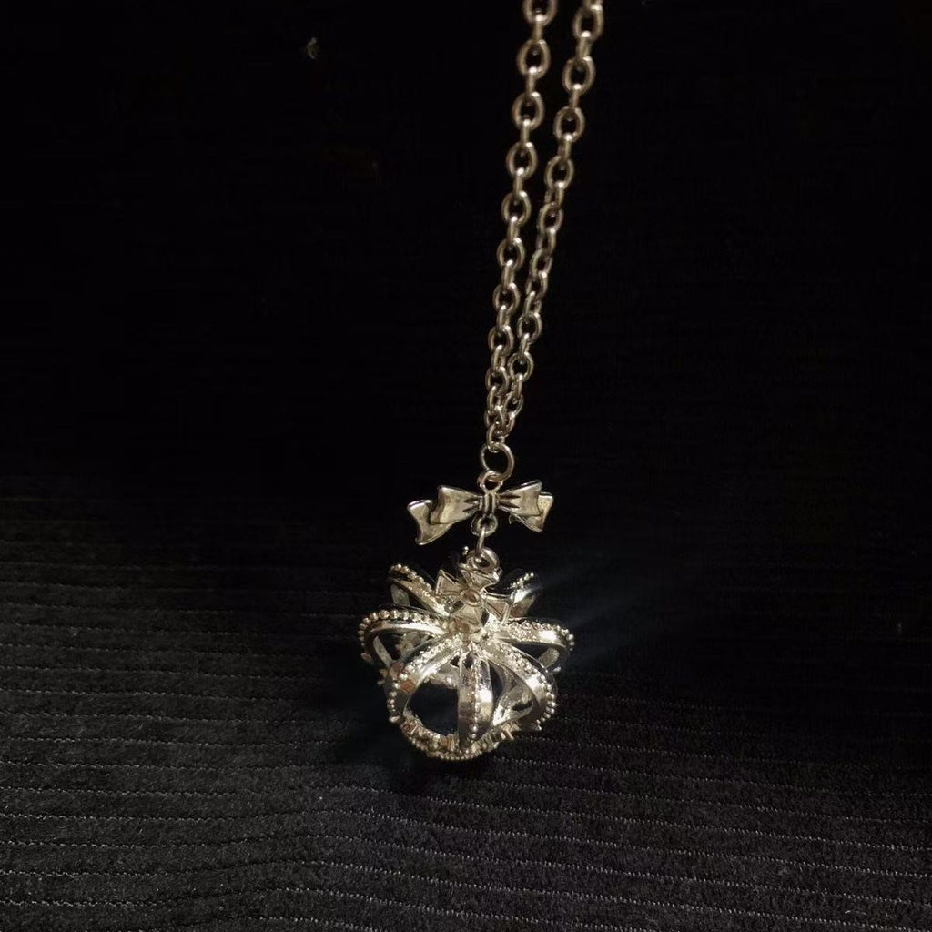 Japanese Style Kawaii Cute Bright Silver Crown Necklace